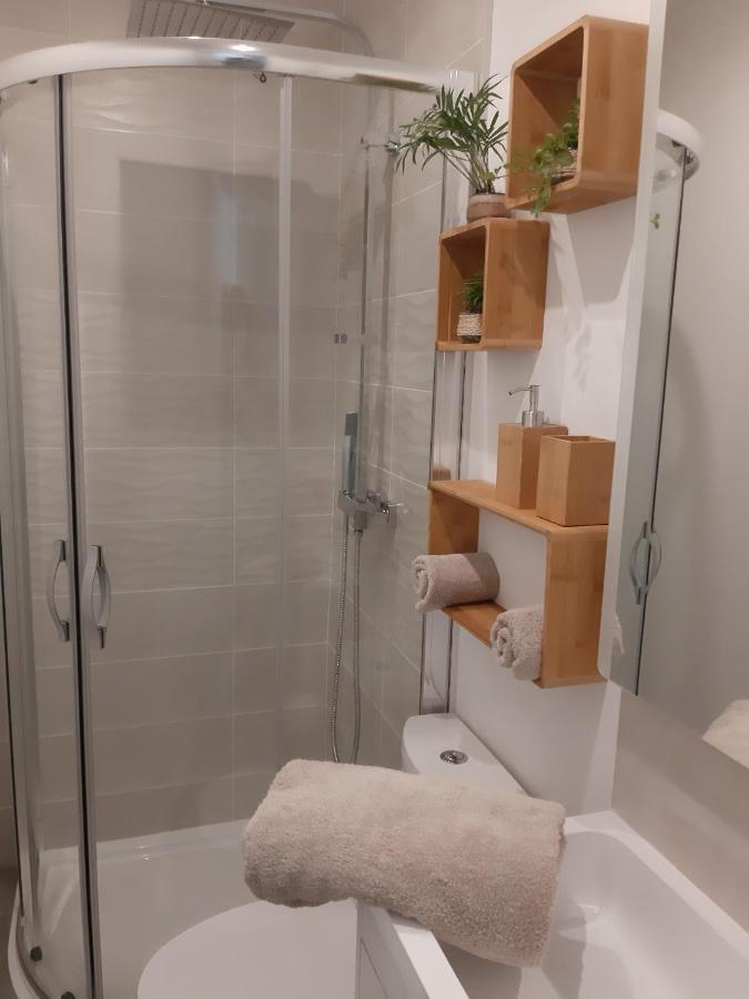 La Casita Serignanaise - Apt T2 - Clim - Jardin Bed & Breakfast ภายนอก รูปภาพ