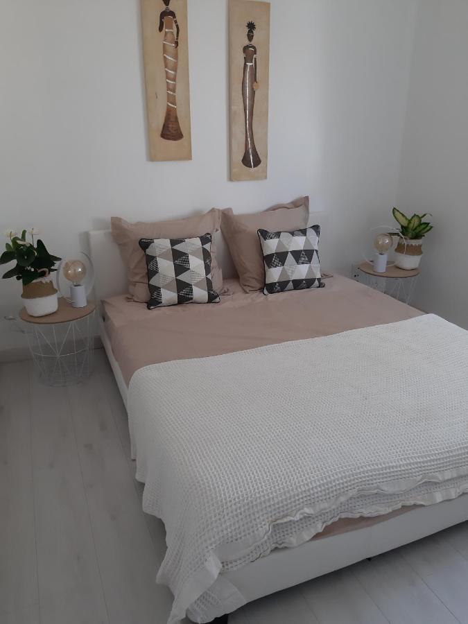 La Casita Serignanaise - Apt T2 - Clim - Jardin Bed & Breakfast ภายนอก รูปภาพ