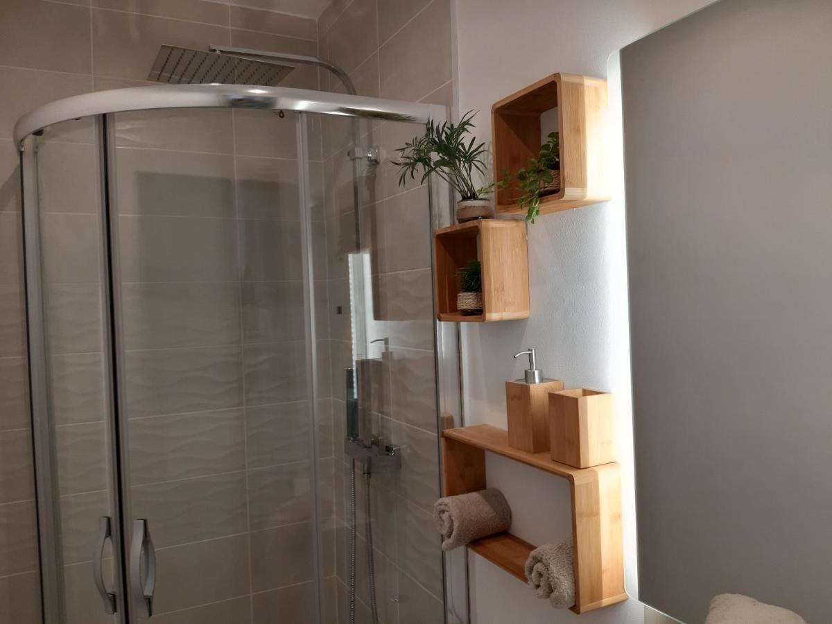 La Casita Serignanaise - Apt T2 - Clim - Jardin Bed & Breakfast ภายนอก รูปภาพ