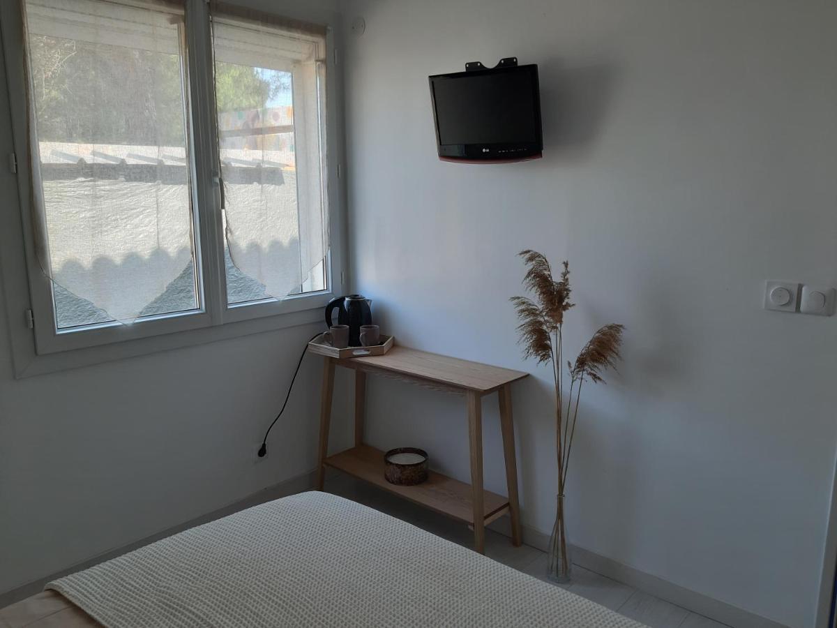 La Casita Serignanaise - Apt T2 - Clim - Jardin Bed & Breakfast ภายนอก รูปภาพ