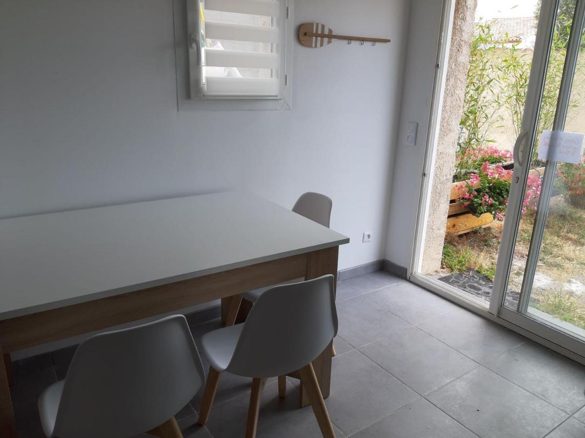 La Casita Serignanaise - Apt T2 - Clim - Jardin Bed & Breakfast ภายนอก รูปภาพ